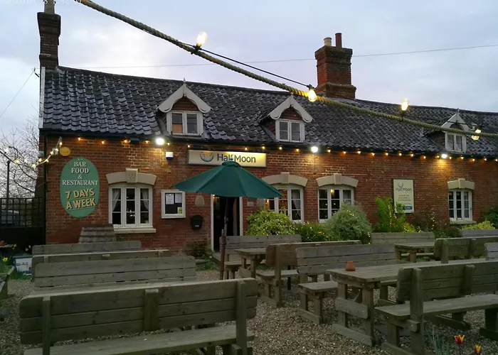 The Half Moon Inn Rushall Ip21 4Qd