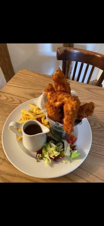 The Half Moon Rushall Ip21 4qd Bed & Breakfast